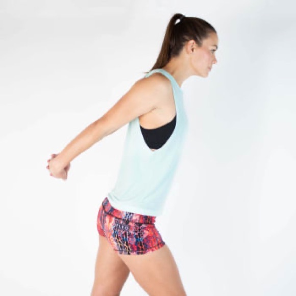 Fleo Heat Up Muscle Tank ‘Flume’- NWT - Picture 2 of 5